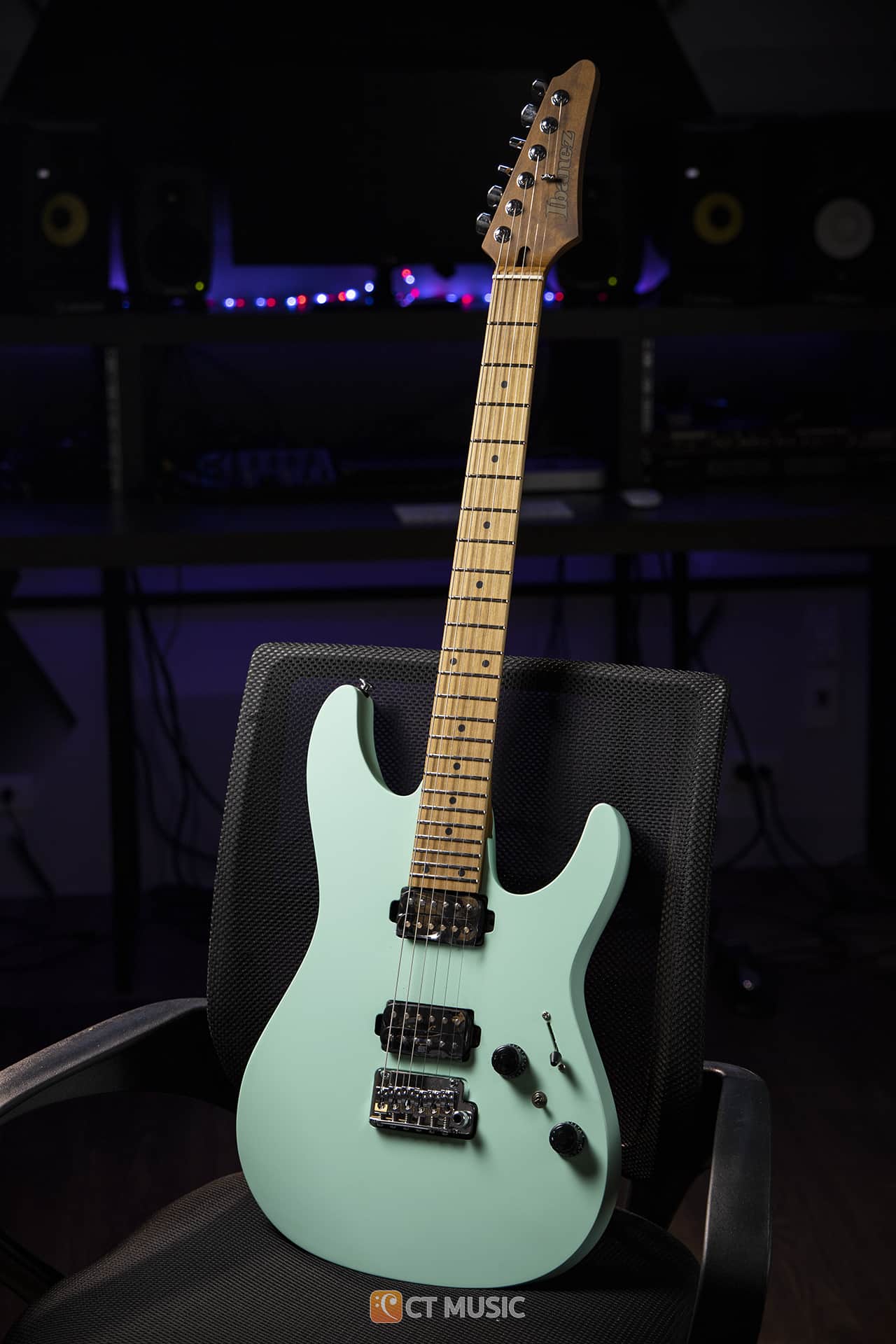 Ibanez AZ242 SFM Premium - sea foam green matte Str shape
